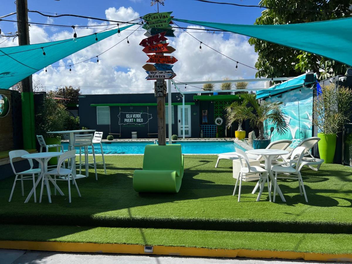 Nomada Beach Hostel- Isla Verde Сан Хуан Екстериор снимка