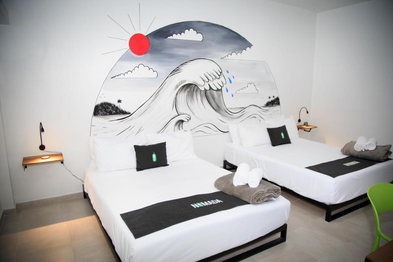 Nomada Beach Hostel- Isla Verde Сан Хуан Екстериор снимка