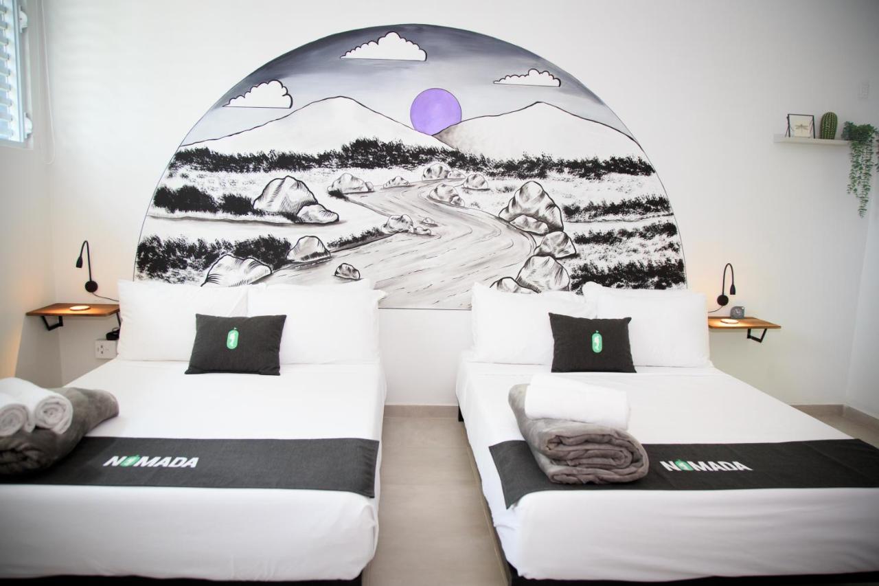Nomada Beach Hostel- Isla Verde Сан Хуан Екстериор снимка